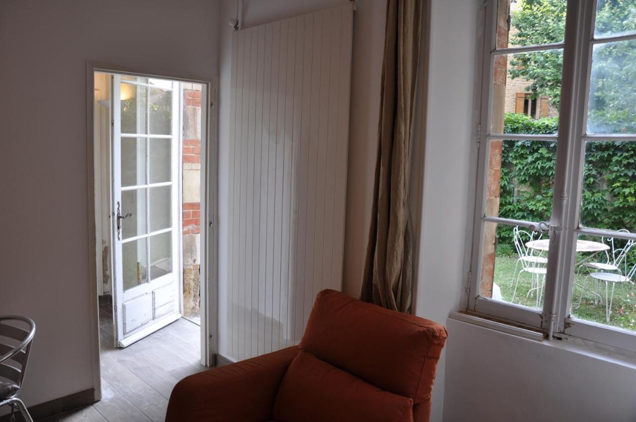 Location Studio Meuble Avec Jardin Sorgues Luaran gambar